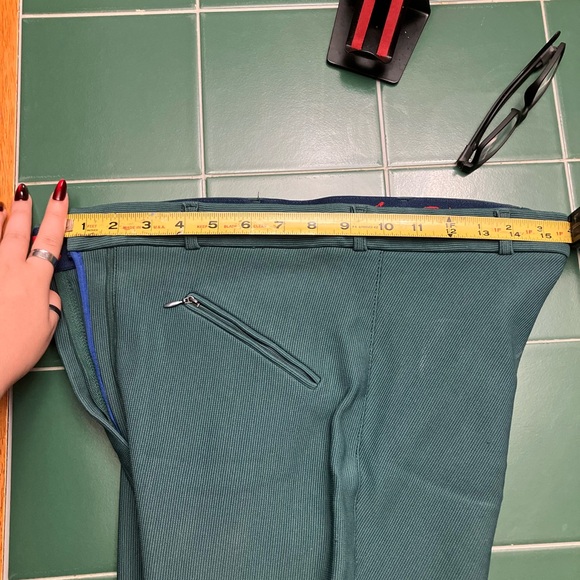 Equestrian green Gerry Schumacher riding pants in great condition. - Picture 5 of 5